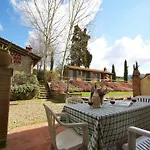 In With Pool & Gardens Tatil Evi