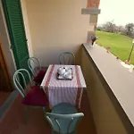 In With Pool & Gardens