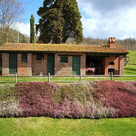 Tatil Evi In With Pool & Gardens